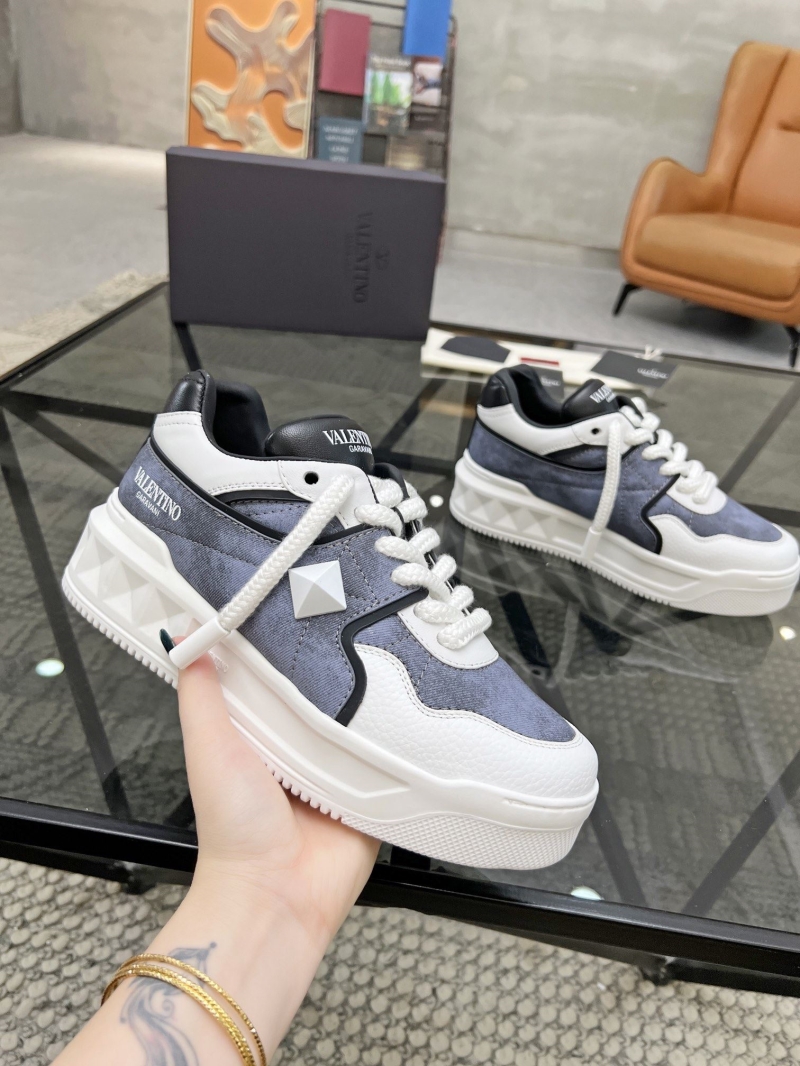 Valentino Sneakers